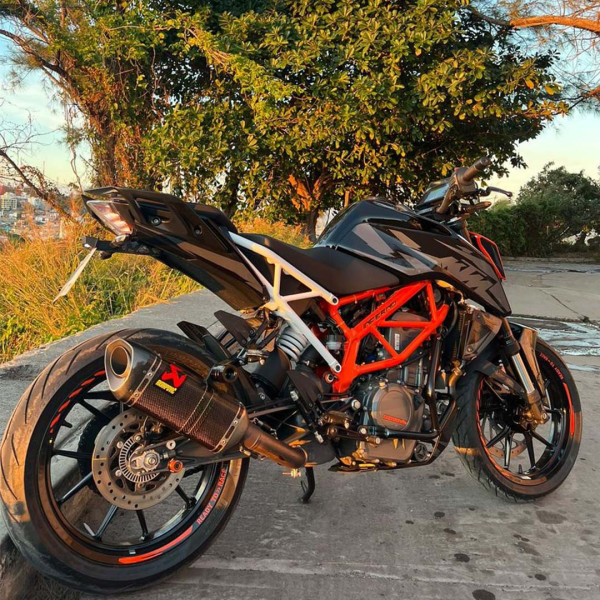 Sticker kit for KTM DUKE  200 | INFERNO BLACK