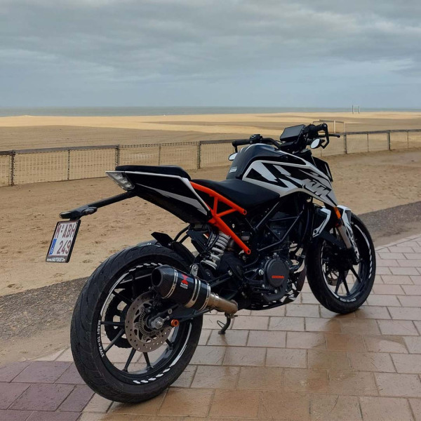 Sticker kit for KTM DUKE 200| INFERNO WHITE